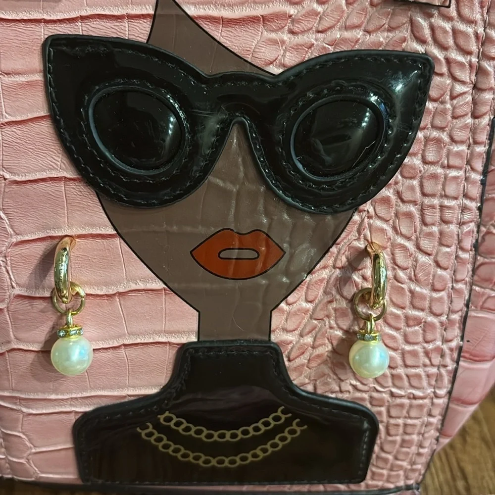 Pink SASSY CHIC LADY Bag with Face Design Adjustable size and crossbody handle